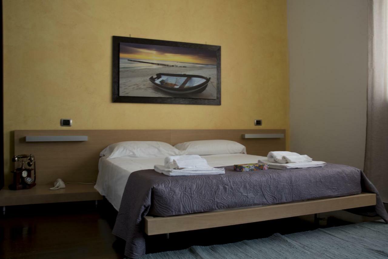 Bed and Breakfast Casa Domi Конверсано Экстерьер фото