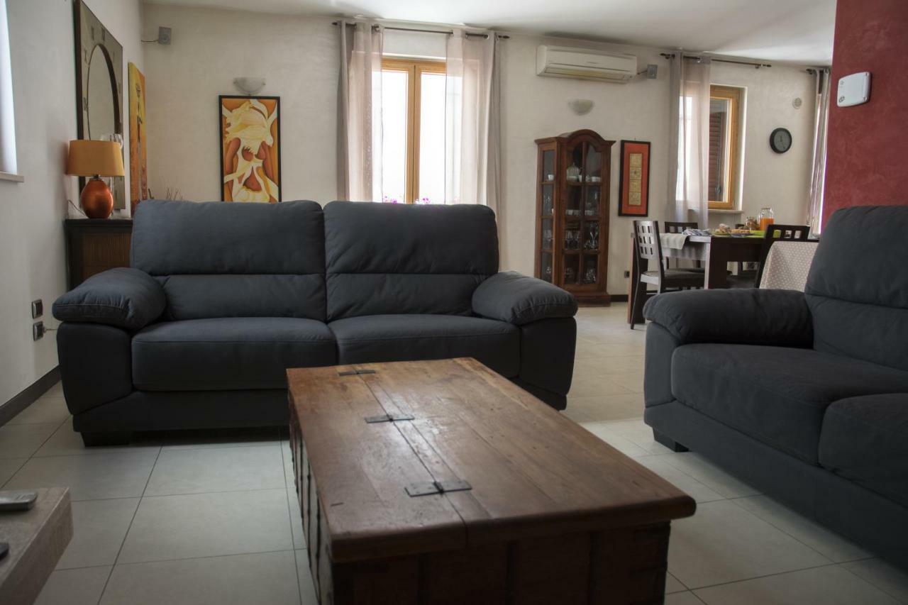 Bed and Breakfast Casa Domi Конверсано Экстерьер фото